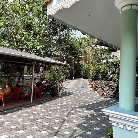 Standard Stay Varkala Eksteriør bilde